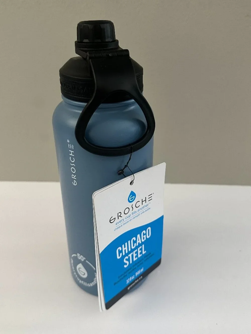 NWT Grosche Chicago Steel 32 oz Water Bottle 💙 Matte Blue Insulated Fruit Tea I